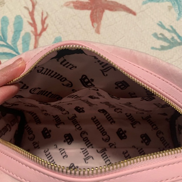 Juicy Couture Pink Handbag - Picture 8 of 9